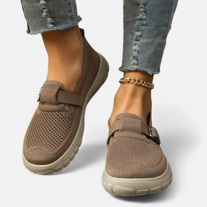 AlignFeet | Women’s Supportive Slip-On Loafers – Lightweight Comfort, Effortless Style