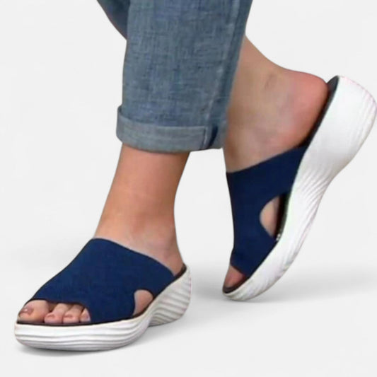 AlignFeet | Women’s Knitted Slide Sandals – Flexible Fit, Active Comfort