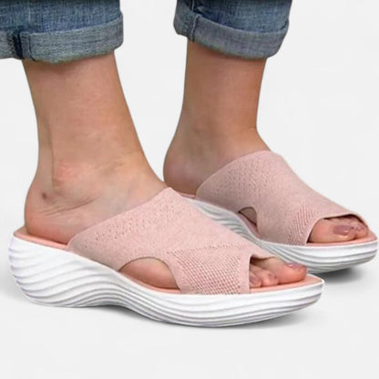 AlignFeet | Women’s Knitted Slide Sandals – Flexible Fit, Active Comfort